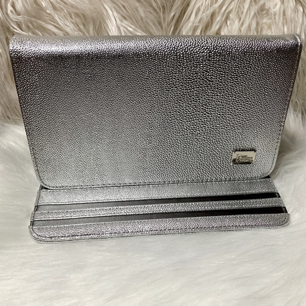 💥iT Brushes for Ulta Silver Metallic Holder Case💥NWT💥#SIL💥